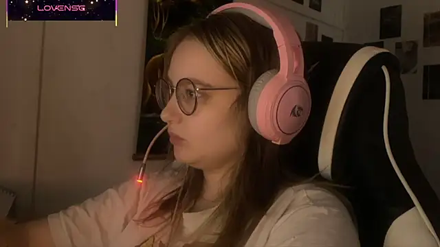 JacyWinslat online show from 10.10.25