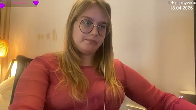 JacyWinslat online show from 04.18.26