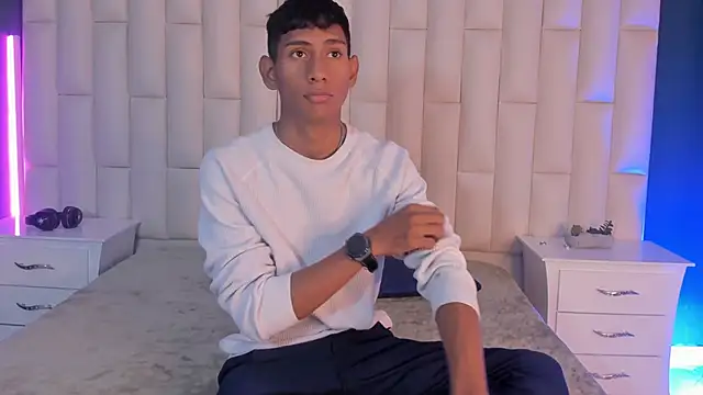 Nick Collins18 online show from 03.01.25