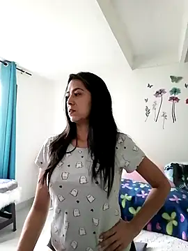 Sahana Ashiika online show from 03.17.25