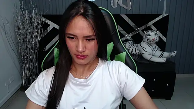 Snapshot of allison_a1 chatting on 01.24.25 allison a1 online show from 01.24.25