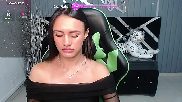 Snapshot of allison_a1 chatting on 01.26.25 allison a1 online show from 01.26.25