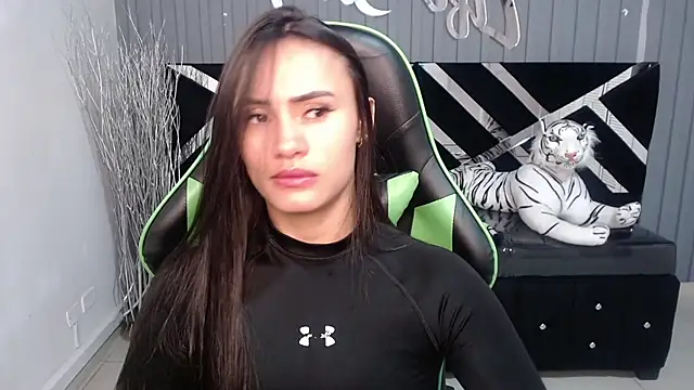 Snapshot of allison_a1 chatting on 02.01.25 allison a1 online show from 02.01.25