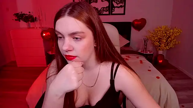 Snapshot of DaniellaLovely chatting on 02.14.25 DaniellaLovely online show from 02.14.25