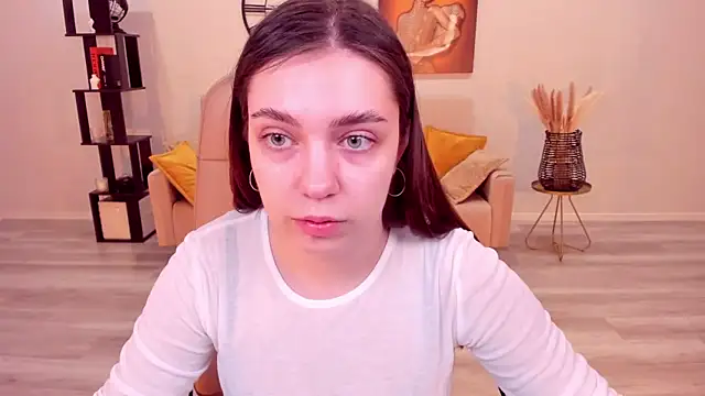 DaniellaLovely online show from 02.27.26