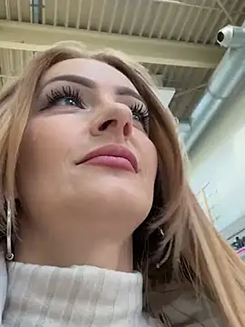 Snapshot of CataleyaKirk chatting on 03.05.26 CataleyaKirk online show from 03.05.26