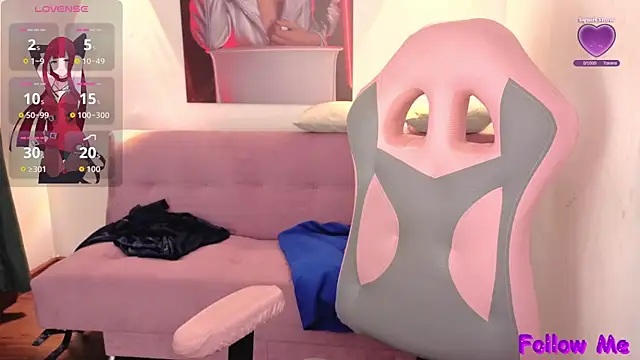 Snapshot of vittorialombardi__ chatting on 10.25.25 vittorialombardi online show from 10.25.25