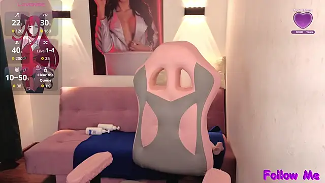 Snapshot of vittorialombardi__ chatting on 11.13.25 vittorialombardi online show from 11.13.25