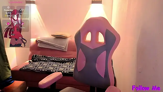 vittorialombardi   online show from 03.22.26