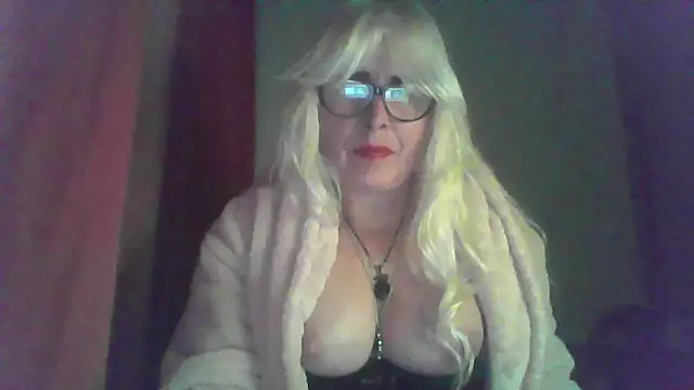 Rousmk1 online show from 10.04.25