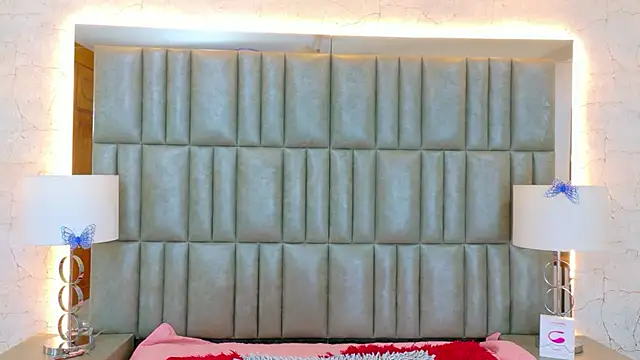 TiaraRosse online show from 02.23.26