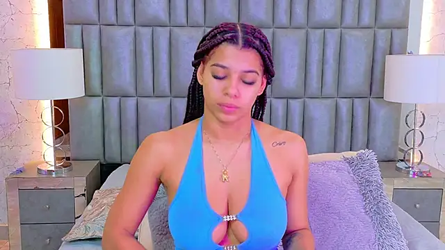 Snapshot of TiaraRosse chatting on 06.15.26 TiaraRosse online show from 06.15.26