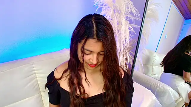 Snapshot of Rebeca_Williams_ chatting on 02.21.25 Rebeca Williams online show from 02.21.25