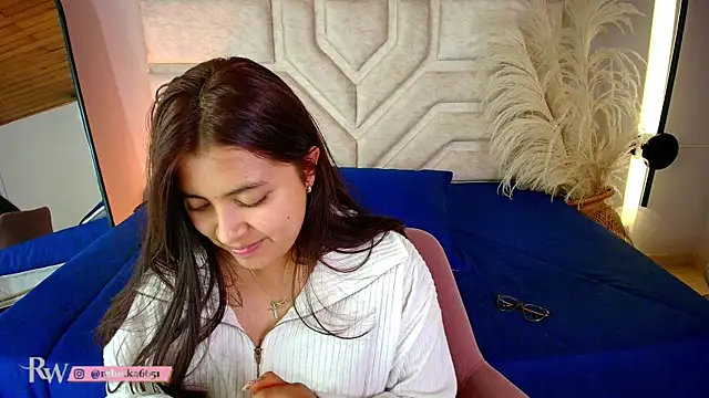 Snapshot of Rebeca_Williams_ chatting on 03.21.25 Rebeca Williams online show from 03.21.25