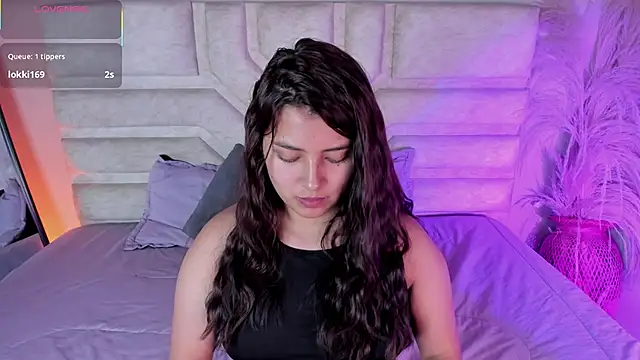 Snapshot of Rebeca_Williams_ chatting on 11.10.25 Rebeca Williams online show from 11.10.25