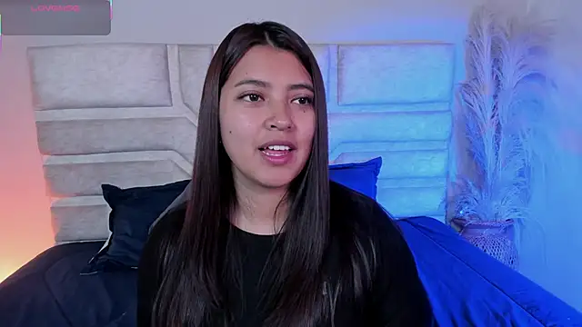 Snapshot of Rebeca_Williams_ chatting on 11.13.25 Rebeca Williams online show from 11.13.25