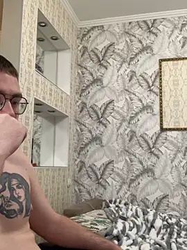 LushLuna online show from 01.16.25