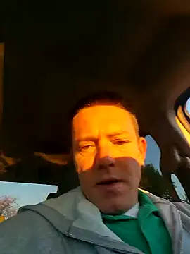 Bigtater1999 online show from 10.23.25