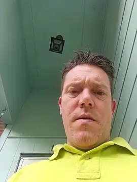 Bigtater1999 online show from 04.04.26