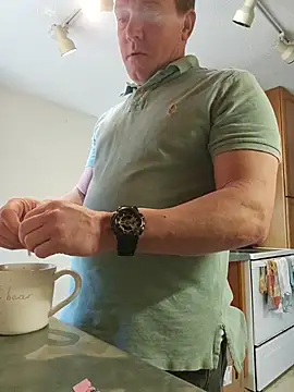 Bigtater1999 online show from 04.11.26