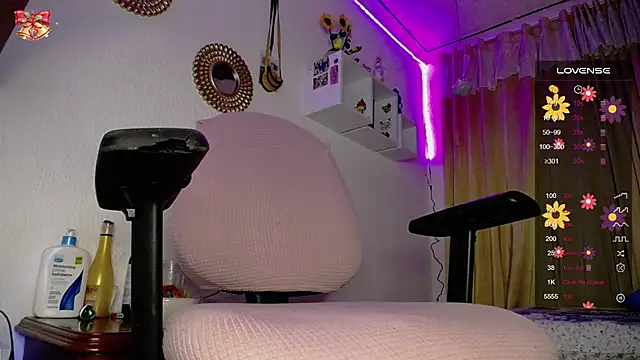 Soffy-brooks online show from 12.09.24