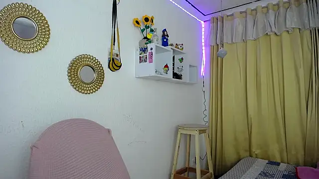 Soffy-brooks online show from 01.21.25