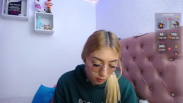 Soffy-brooks online show from 11.16.25