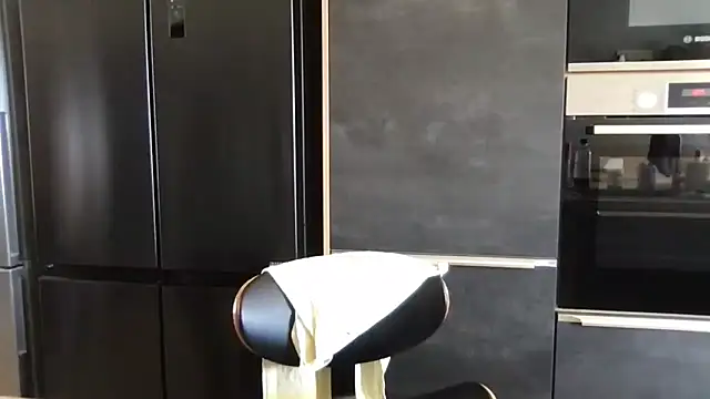 unconnudu21000 online show from 03.04.26