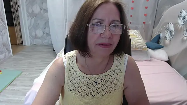 Snapshot of OlgaHottie chatting on 07.27.26 OlgaHottie online show from 07.27.26