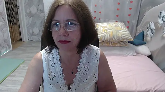 Snapshot of OlgaHottie chatting on 07.29.26 OlgaHottie online show from 07.29.26