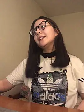 Snapshot of Prudie_Gabriella chatting on 02.01.25 Prudie Gabriella online show from 02.01.25