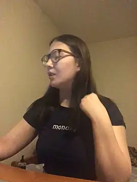 Snapshot of Prudie_Gabriella chatting on 02.26.25 Prudie Gabriella online show from 02.26.25