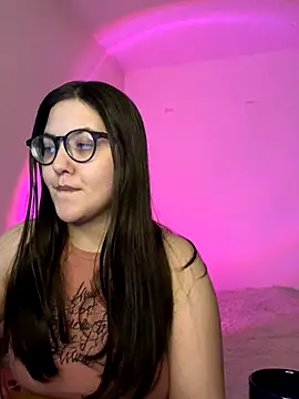 Snapshot of Prudie_Gabriella chatting on 10.22.25 Prudie Gabriella online show from 10.22.25