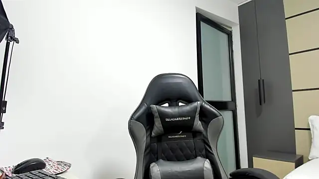 alma fenix online show from 02.24.26