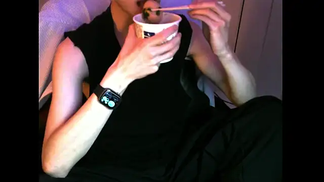 Snapshot of Ray175oo chatting on 02.06.26 Ray175oo online show from 02.06.26