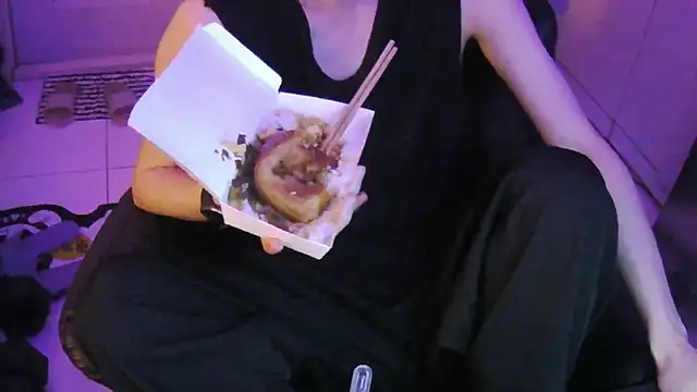 Snapshot of Ray175oo chatting on 03.17.26 Ray175oo online show from 03.17.26