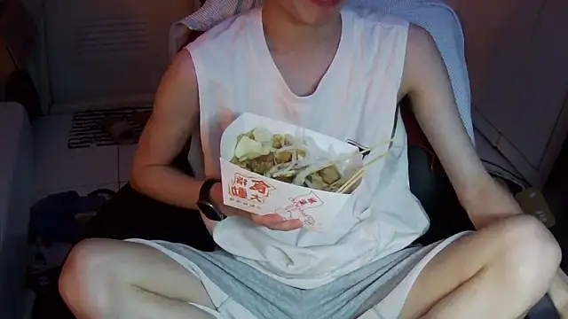 Snapshot of Ray175oo chatting on 03.29.26 Ray175oo online show from 03.29.26