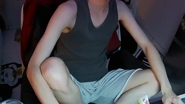 Snapshot of Ray175oo chatting on 04.02.26 Ray175oo online show from 04.02.26