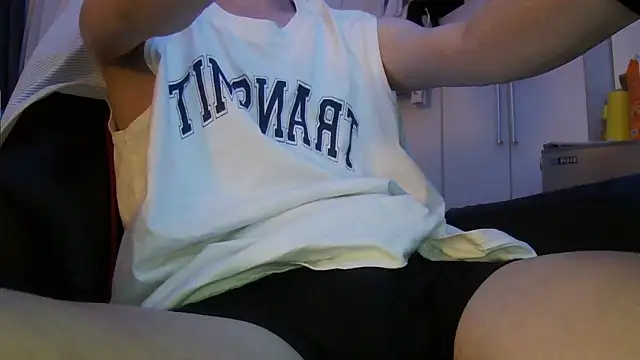 Snapshot of Ray175oo chatting on 05.03.26 Ray175oo online show from 05.03.26