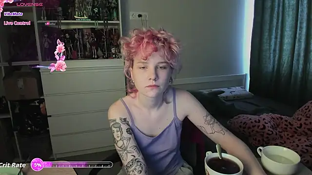 School Love online show from 03.16.26