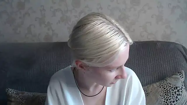 Snapshot of EnigmaSee chatting on 07.02.26 EnigmaSee online show from 07.02.26