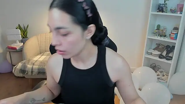  BellaEvans  online show from 04.11.26