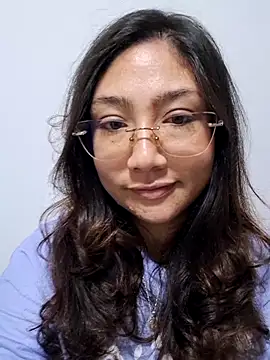 Snapshot of Mia_Ruiz chatting on 11.02.25 Mia Ruiz online show from 11.02.25