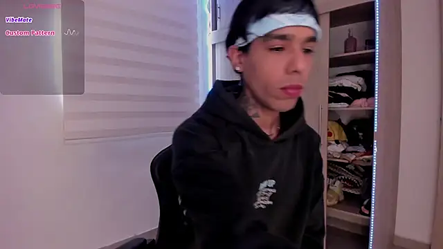 aldrinwhite online show from 02.15.25