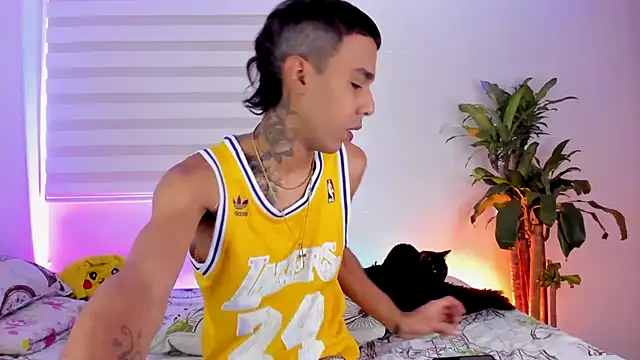 aldrinwhite online show from 09.25.25