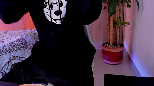 aldrinwhite online show from 11.19.25