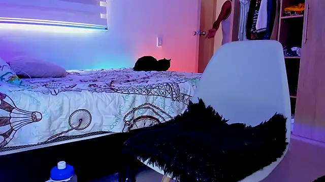 aldrinwhite online show from 12.01.25