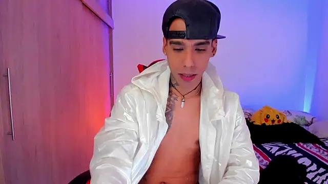 aldrinwhite online show from 02.21.26