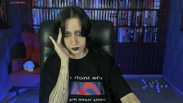 Snapshot of Medusa__Gorgona chatting on 11.13.25 Medusa Gorgona online show from 11.13.25