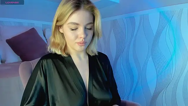 Anna Robinson online show from 03.10.25